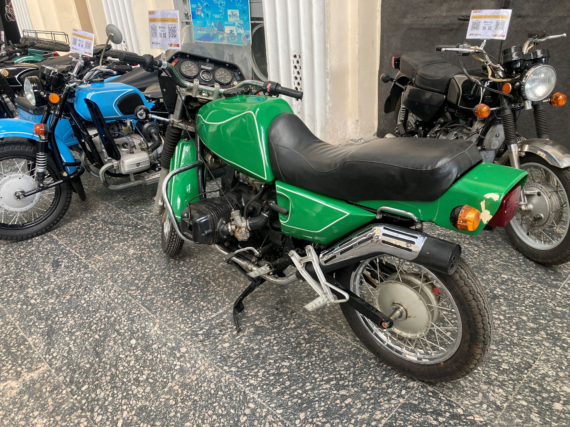 У Києві показали сенсаційний байк МТ "Дніпро Динаміт" (фото)